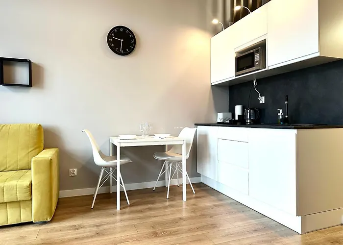 Zarembowicza Apt 37 - Self Check-In 20H - Parking &Lift
