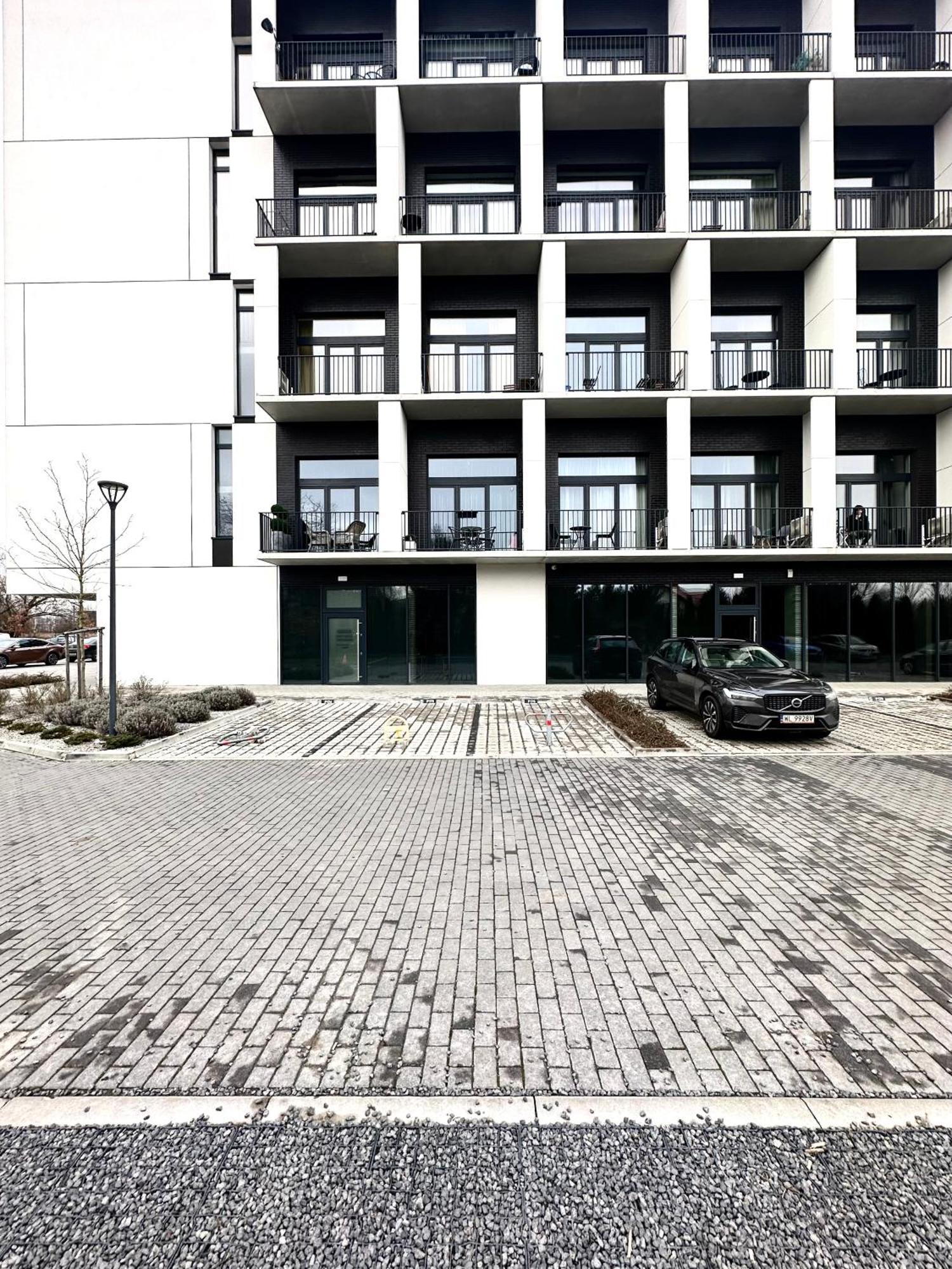 Zarembowicza 37 - Self Check-in 20h - Parking &lift Apartmán